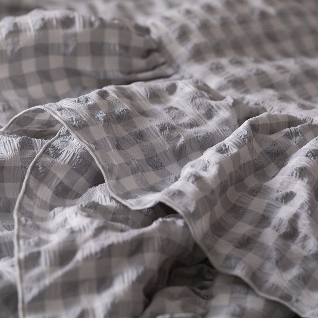 Fuwaro Cooling Quilt Frill Check Single White X Grey
